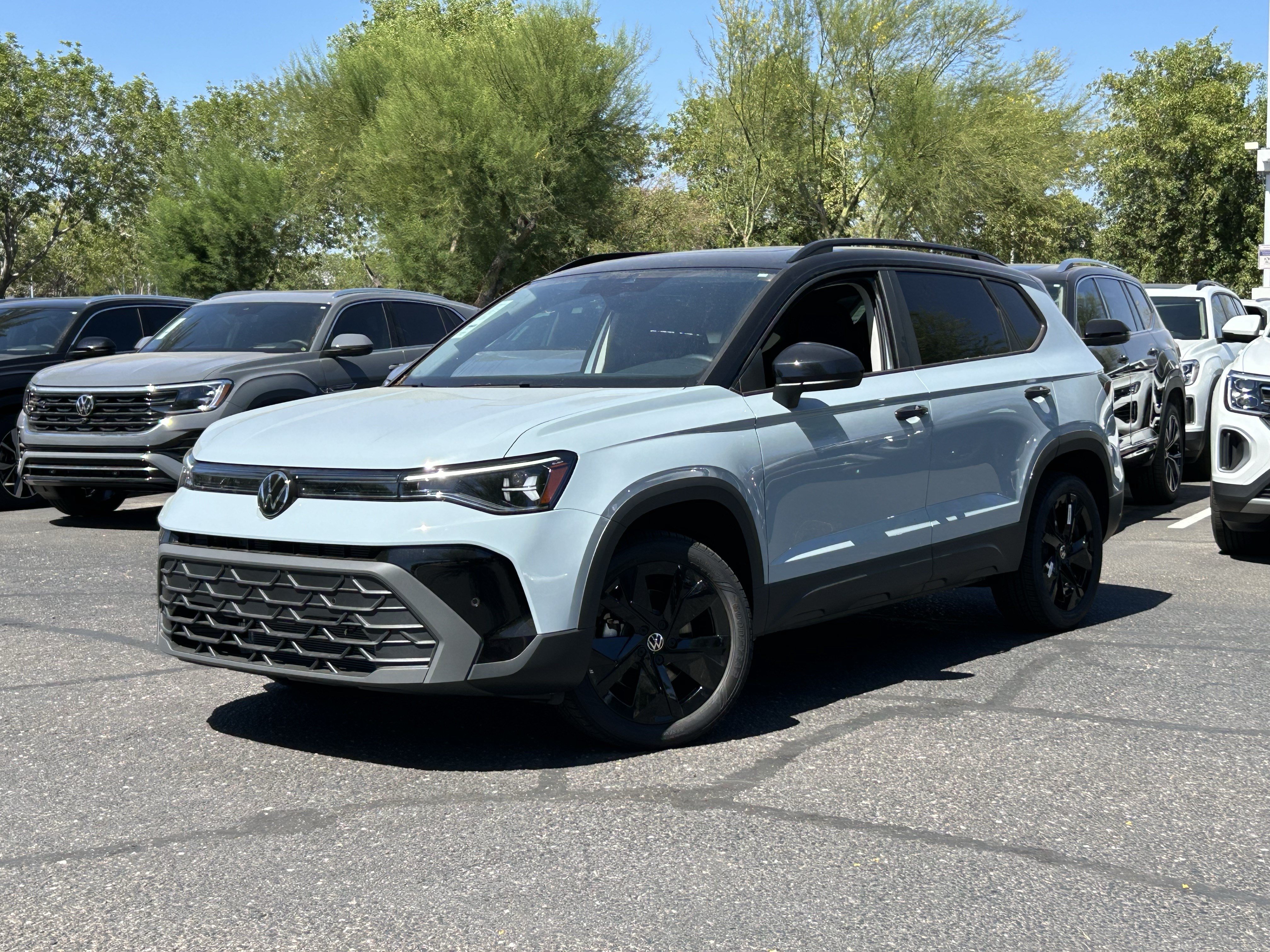 New 2026 Volkswagen Taos SE FWD image 22