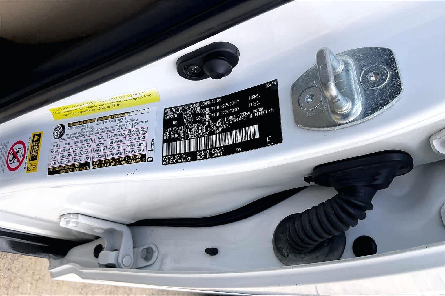 Used 2014 Toyota 4Runner SR5 Premium RWD image 37