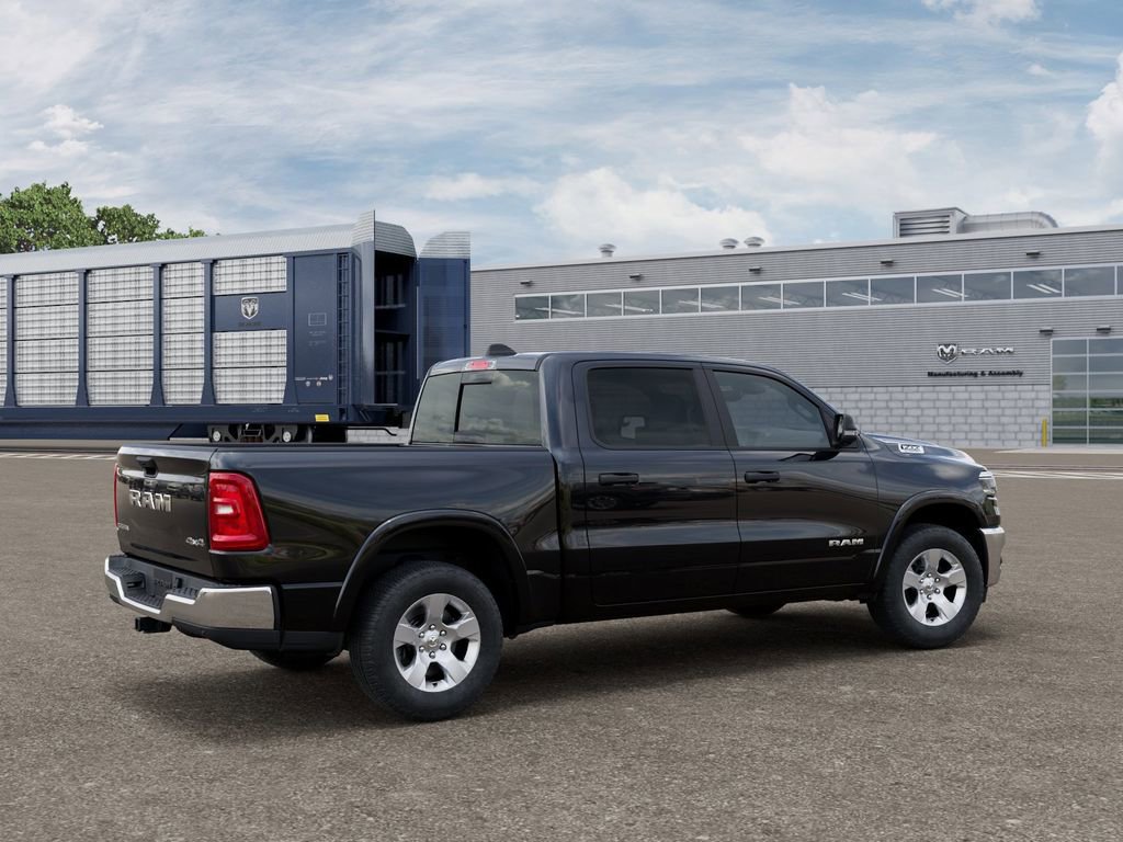 New 2026 RAM 1500 4x4 Crew Cab image 4