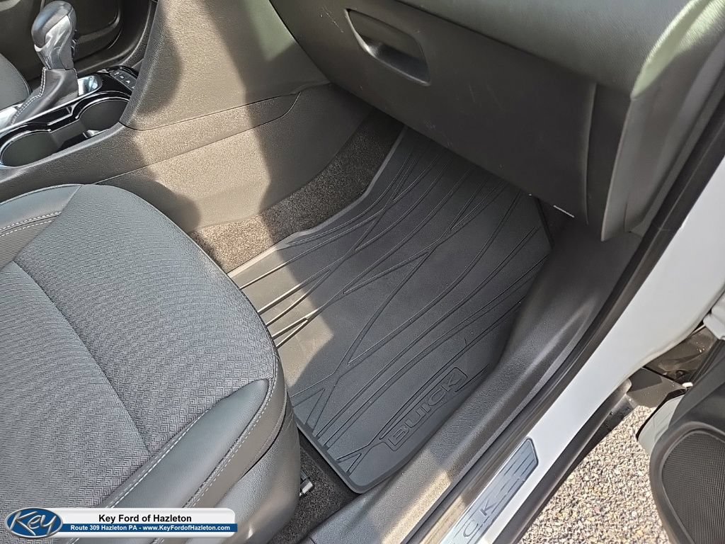 Used 2023 Buick Encore GX Preferred w/ Cold Weather Comfort Package AWD/4WD image 31
