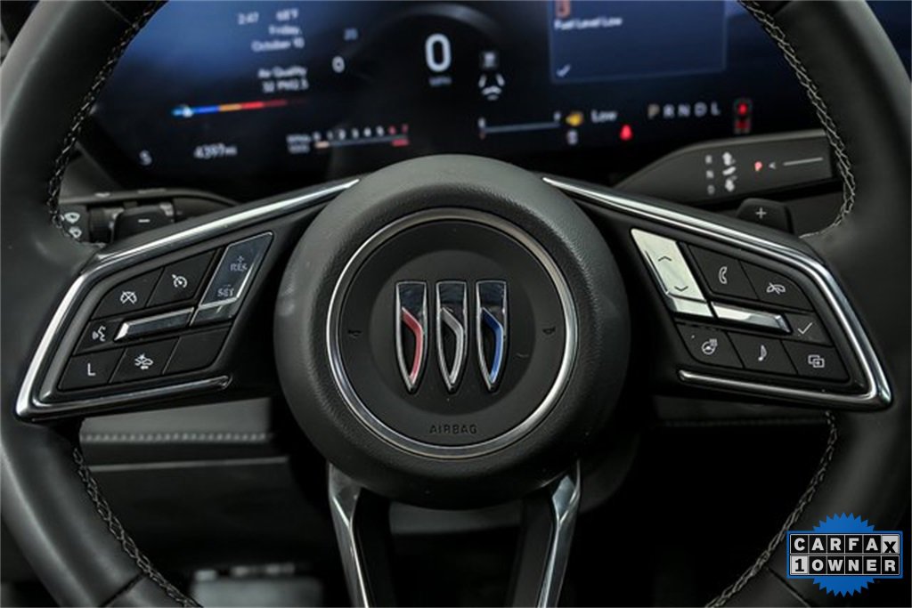 Certified 2025 Buick Enclave Preferred image 17