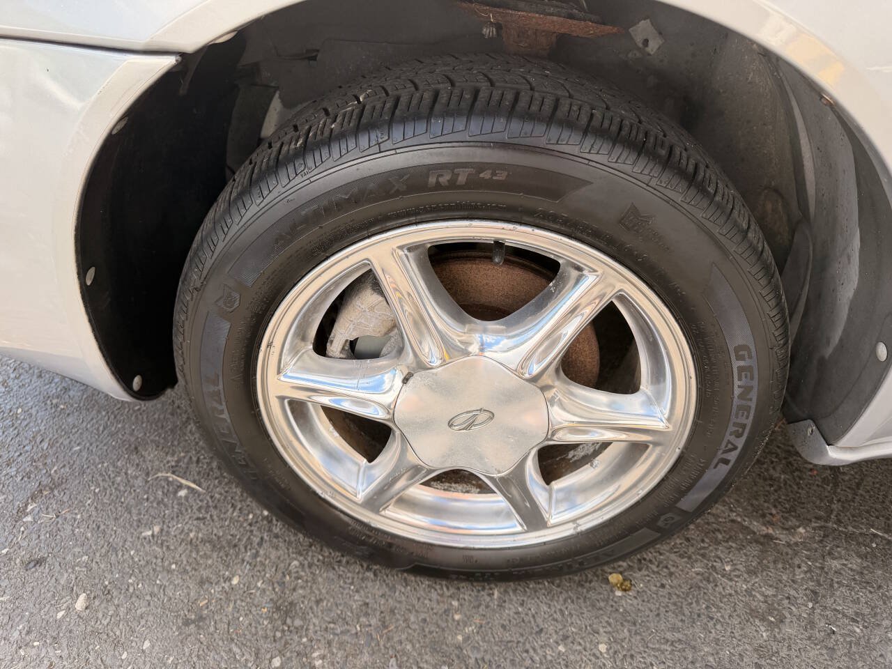 Used 1999 Oldsmobile Alero GLS FWD image 16