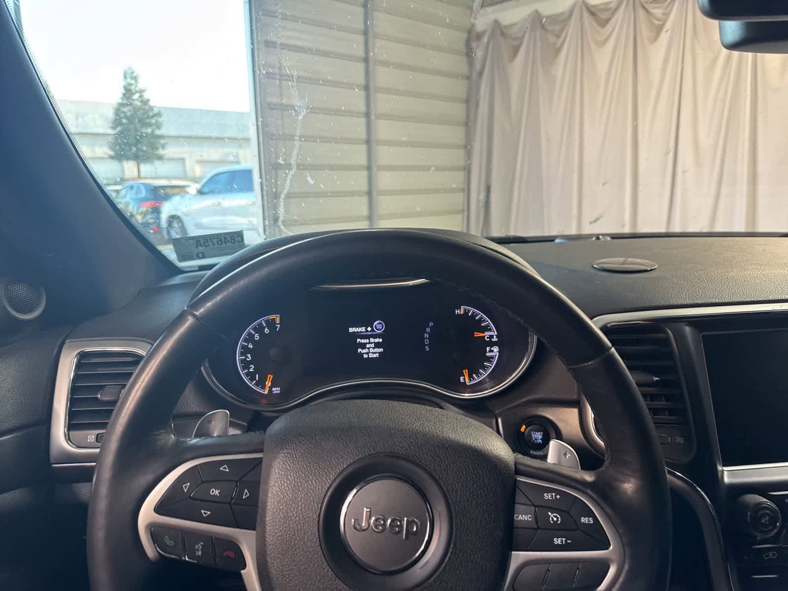 Used 2015 Jeep Grand Cherokee Altitude RWD image 23