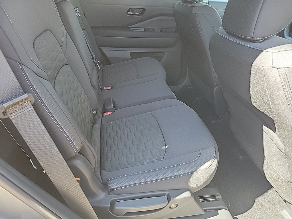 New 2025 Nissan Pathfinder SV w/ Cargo Package image 42