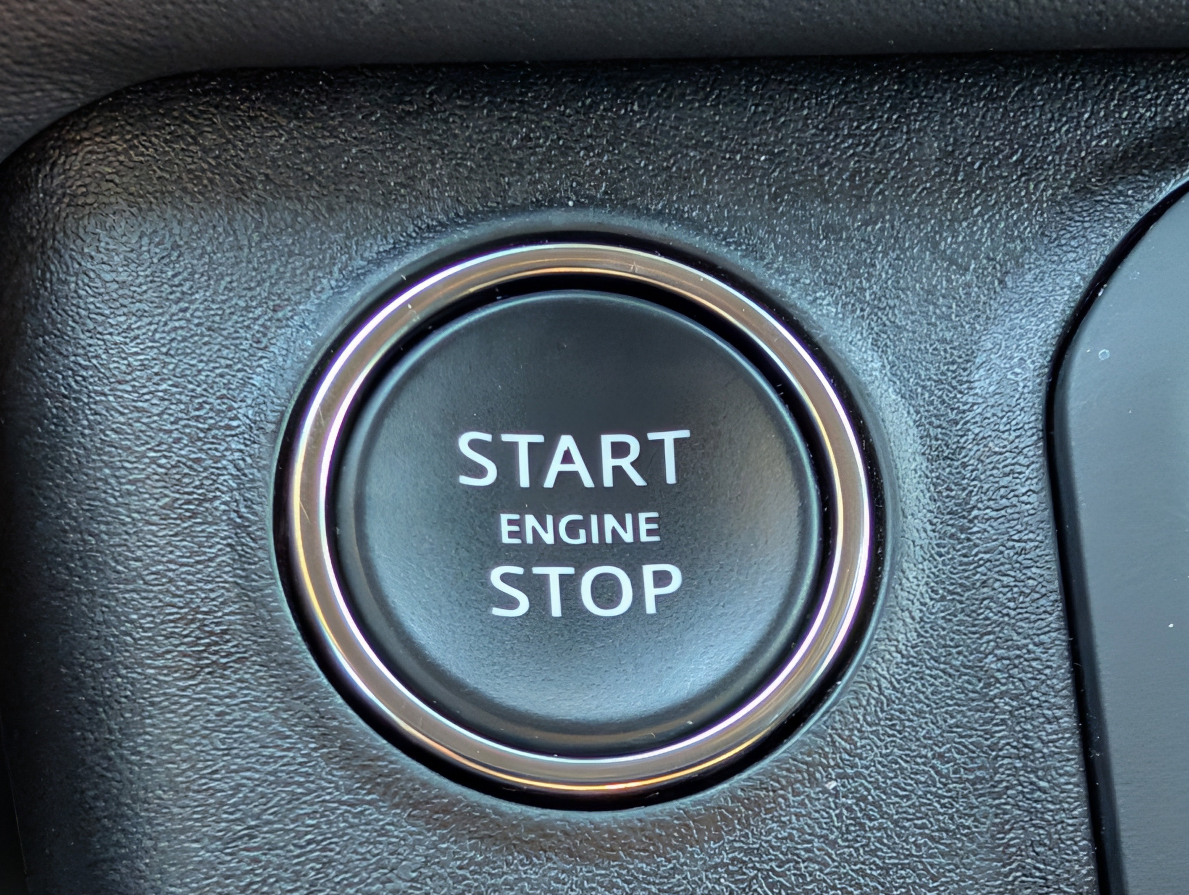 Used 2023 Land Rover Defender 110 V8 image 30