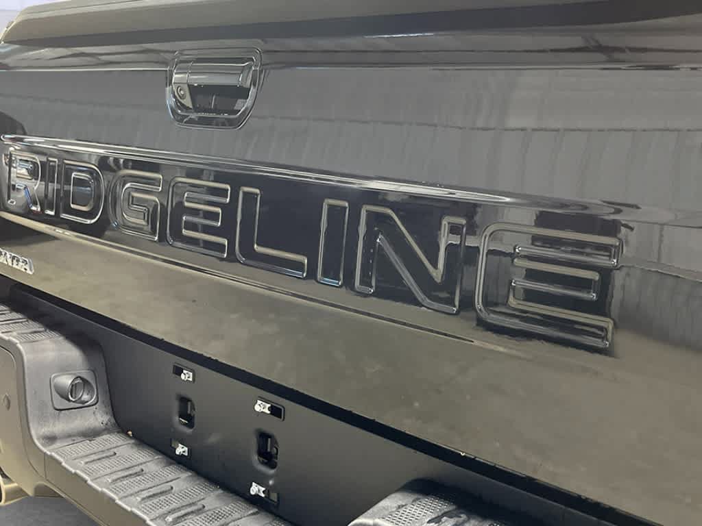 New 2026 Honda Ridgeline Black Edition image 6