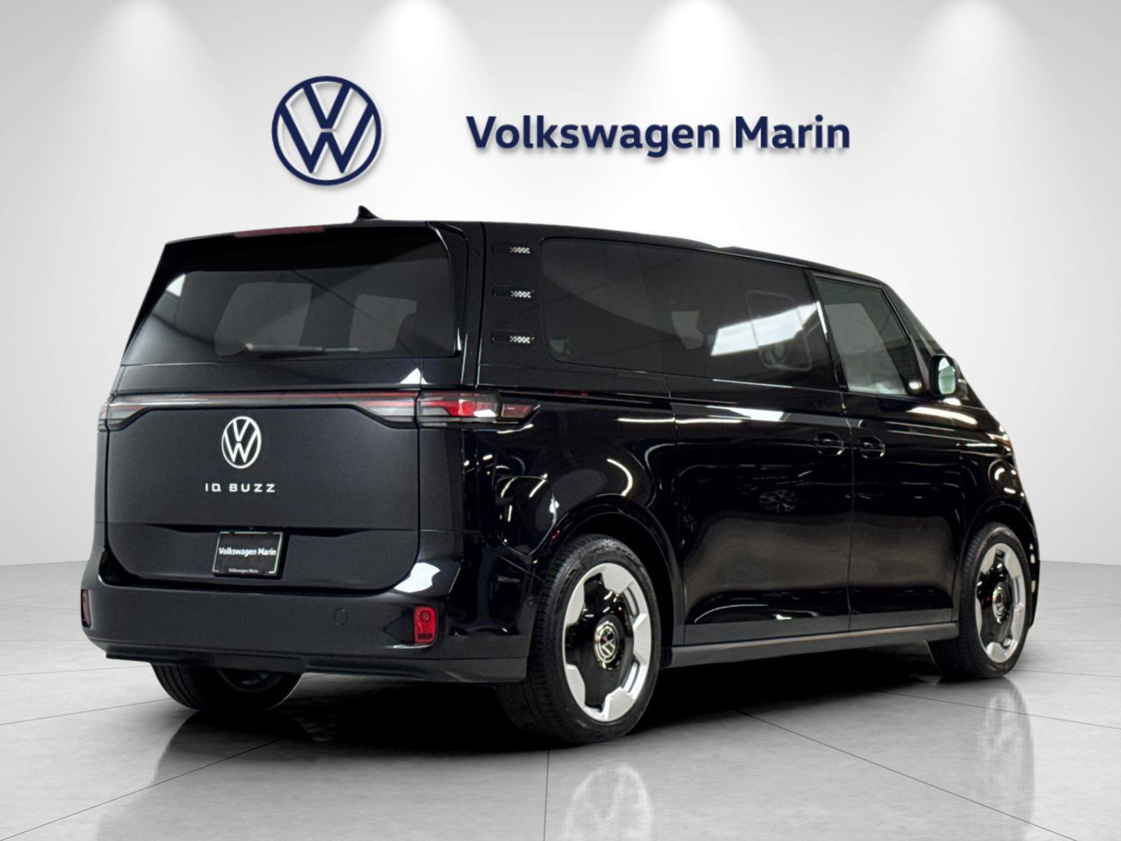 New 2025 Volkswagen ID. Buzz Pro S RWD image 5
