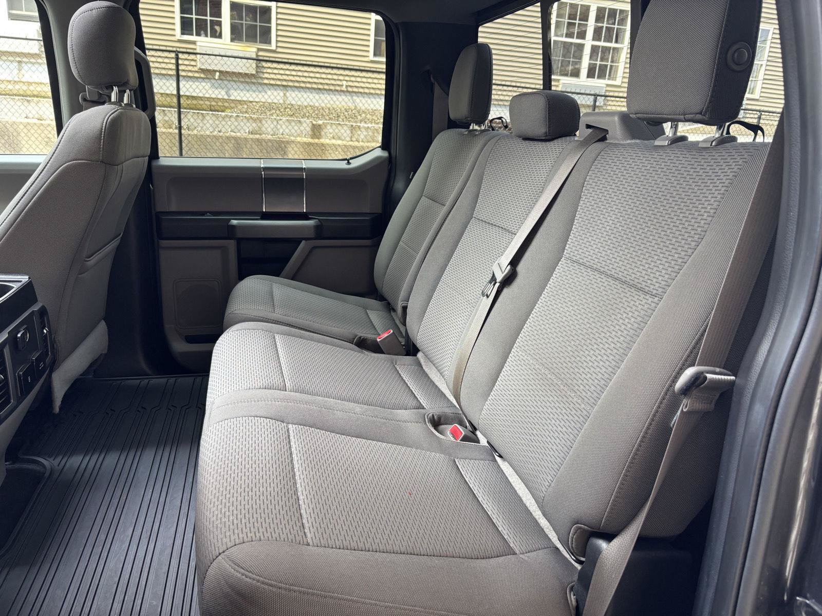 Used 2017 Ford F150 XLT w/ Equipment Group 302A Luxury AWD/4WD image 23