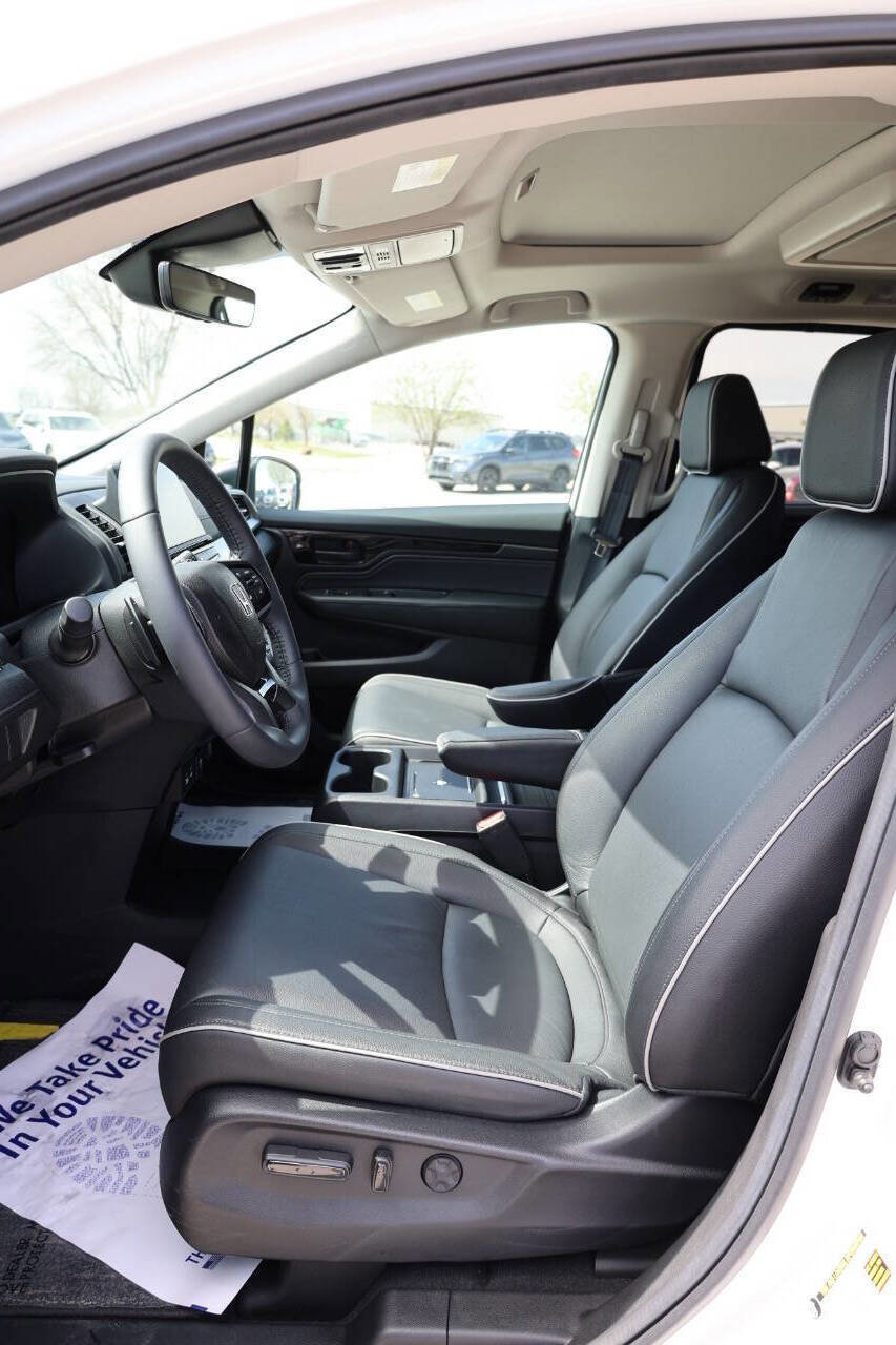 Used 2026 Honda Odyssey Touring image 13