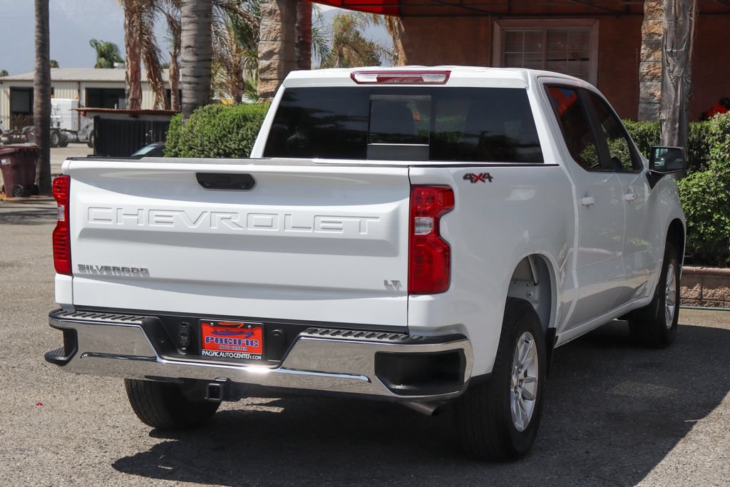 Used 2025 Chevrolet Silverado 1500 LT w/ Leather Package AWD/4WD image 10