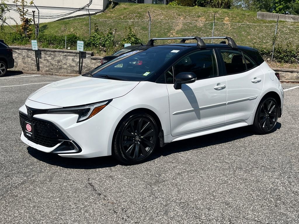Used 2023 Toyota Corolla XSE FWD image 5