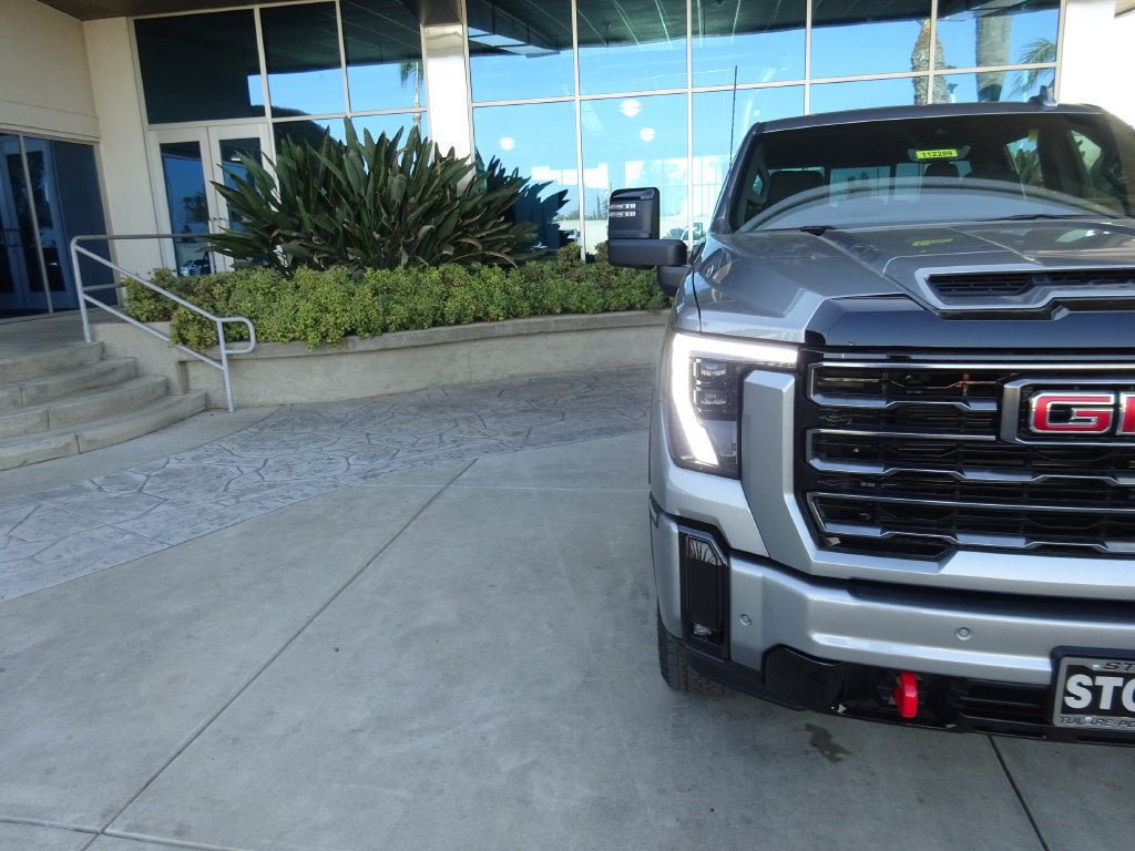 New 2026 GMC Sierra 2500 AT4 w/ AT4 Premium Plus Package AWD/4WD image 31