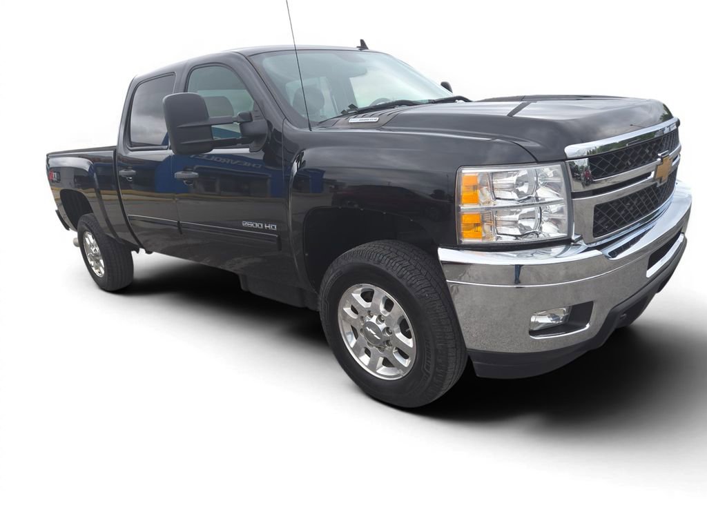Used 2014 Chevrolet Silverado 2500 LT w/ Interior Plus Package AWD/4WD image 2