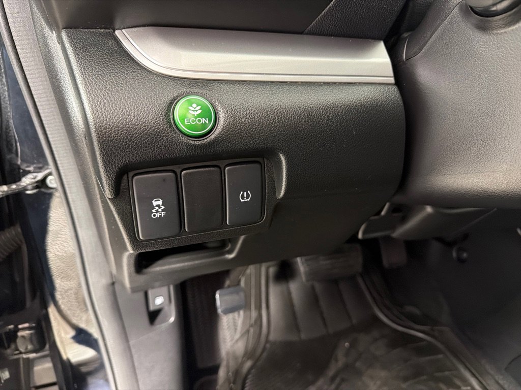 Used 2015 Honda CR-V LX image 13