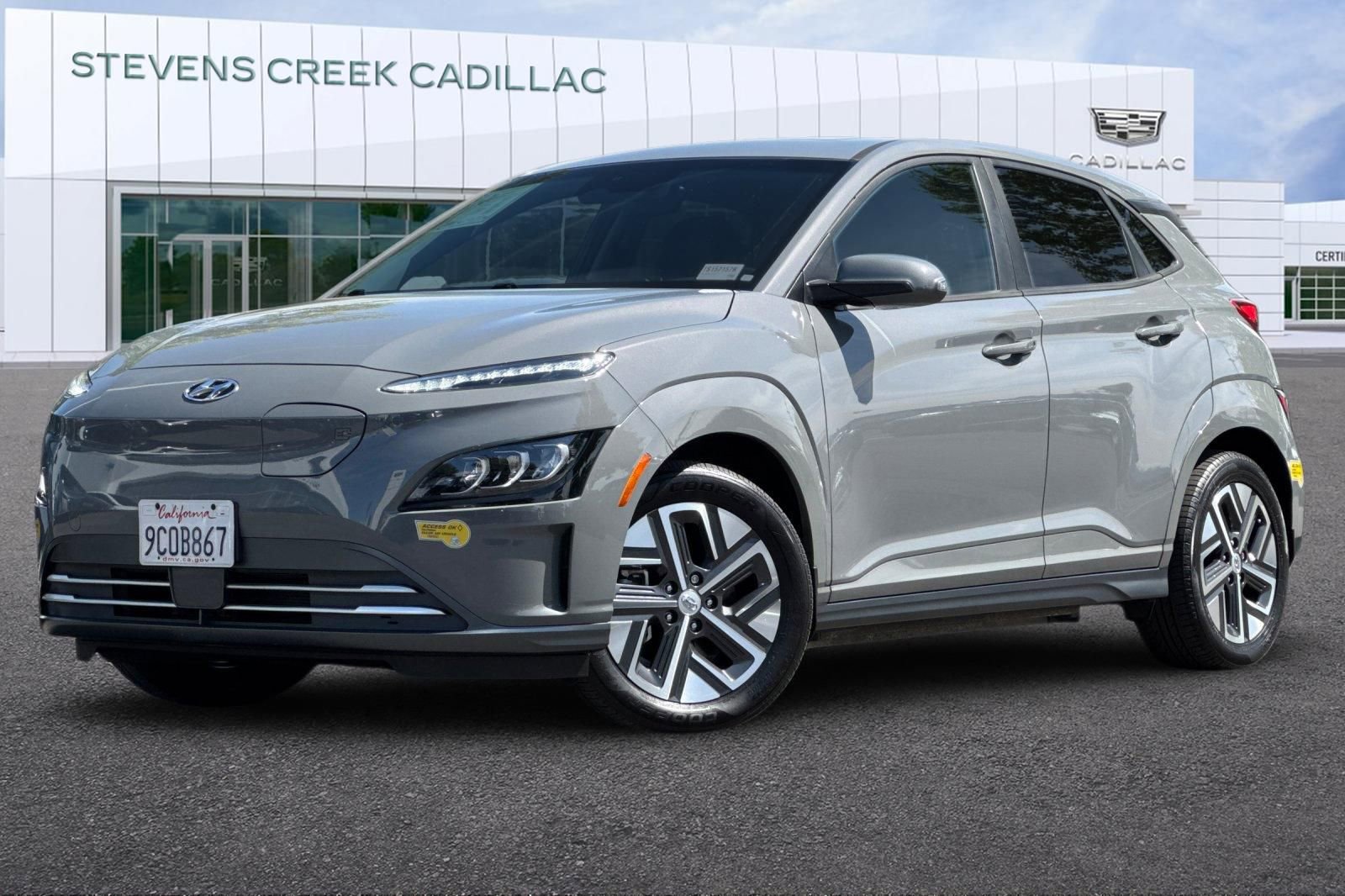 Used 2022 Hyundai Kona Limited image 7