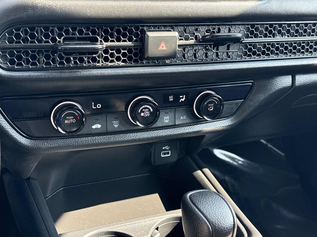 Certified 2024 Honda HR-V LX image 6