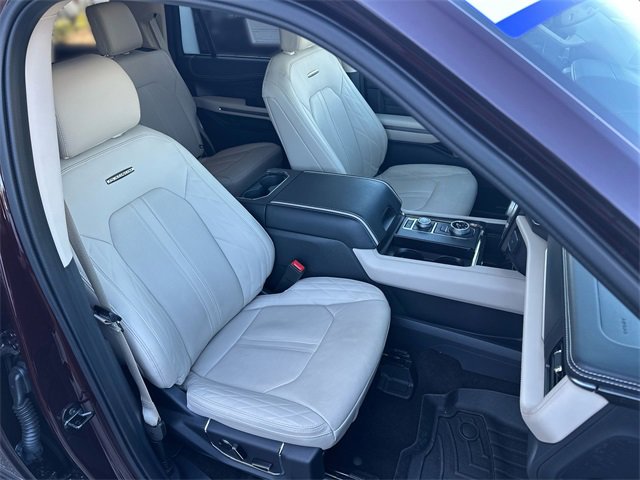 Certified 2023 Ford Expedition Platinum image 29