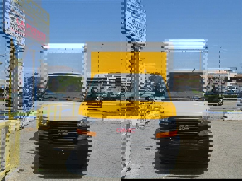 Used 2021 GMC Savana 3500 Extended w/ Power Convenience Package image 5