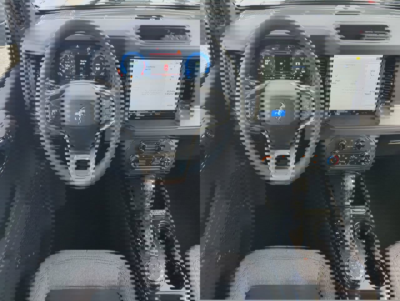 New 2025 Ford Bronco 4-Door image 14