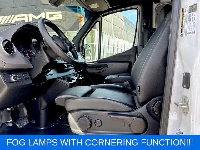 Used 2025 Mercedes-Benz Sprinter 3500 image 14