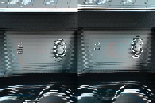 Used 2022 Audi A4 2.0T Premium Plus image 30