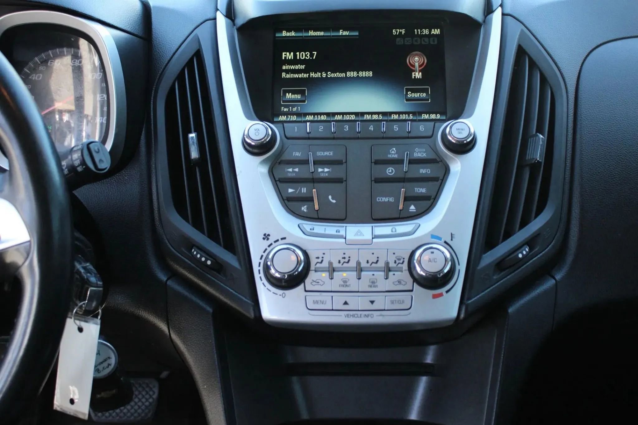 Used 2014 Chevrolet Equinox LT w/ Driver Convenience Package image 17