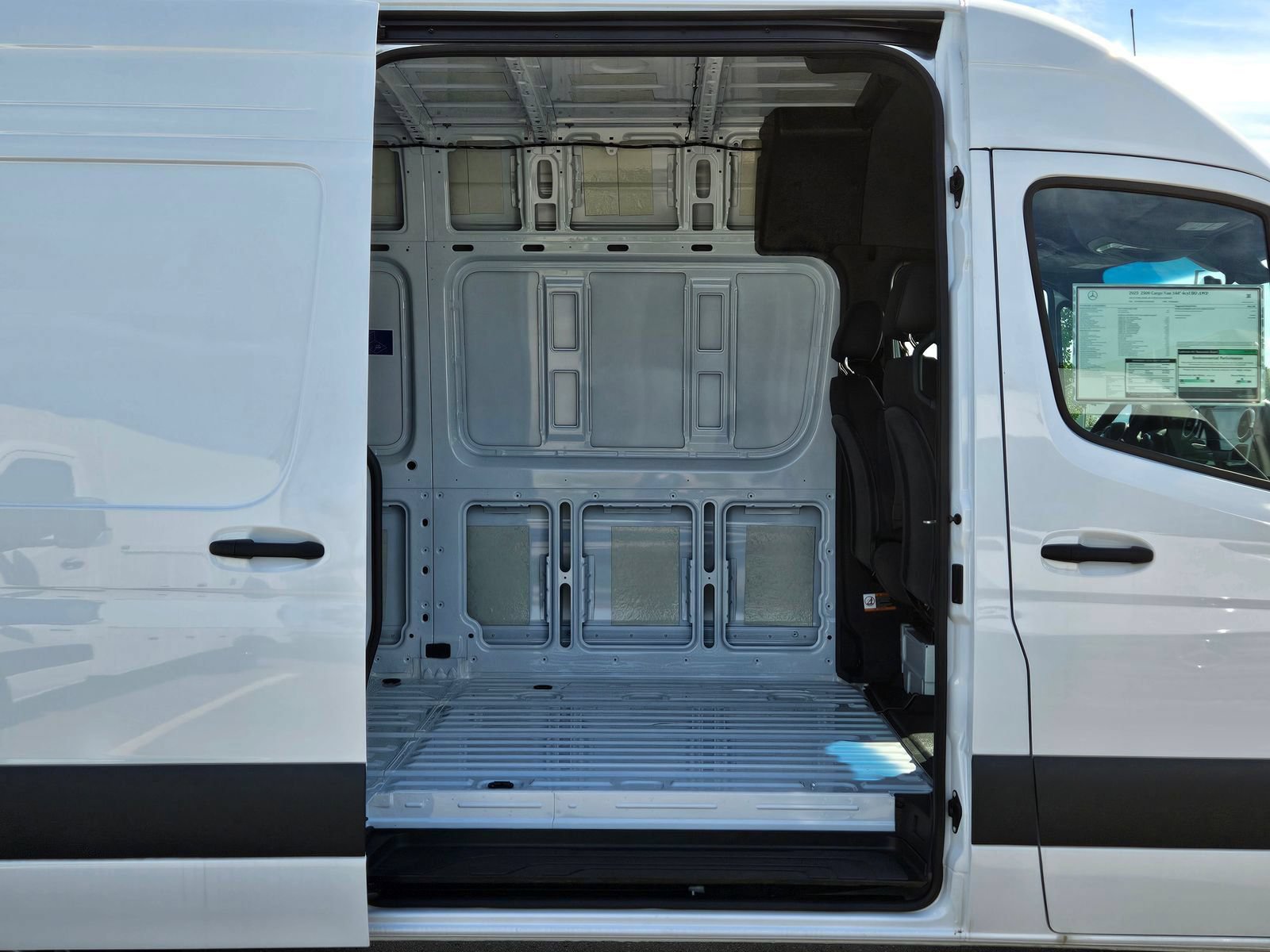 New 2025 Mercedes-Benz Sprinter 2500 image 2