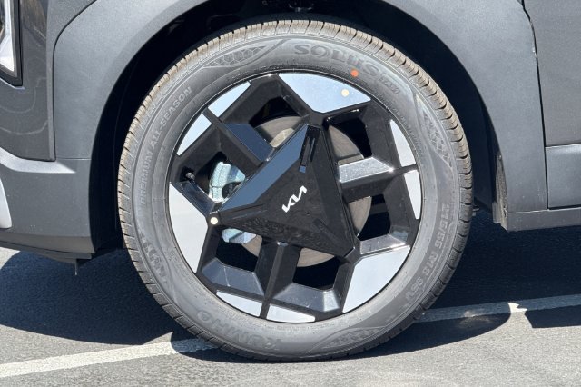 New 2027 Kia Seltos EX FWD image 35