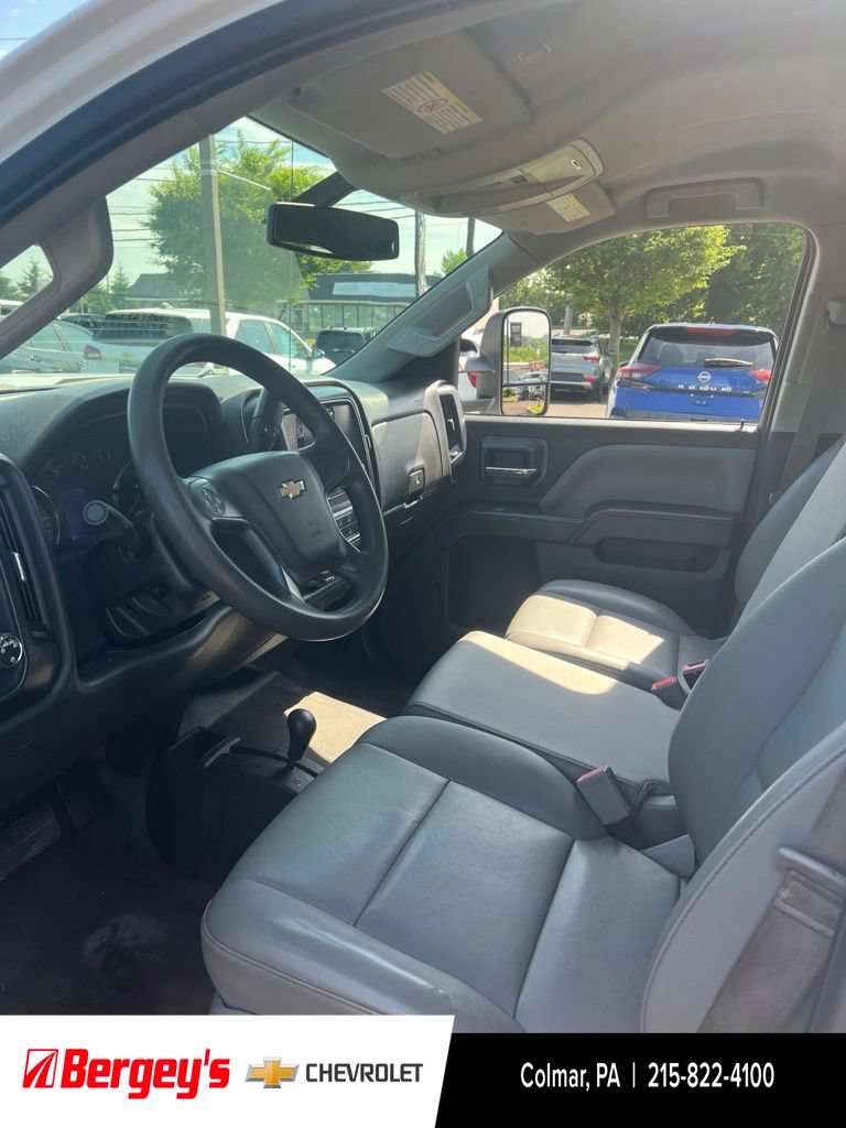 Used 2015 Chevrolet Silverado 3500 W/T AWD/4WD image 10