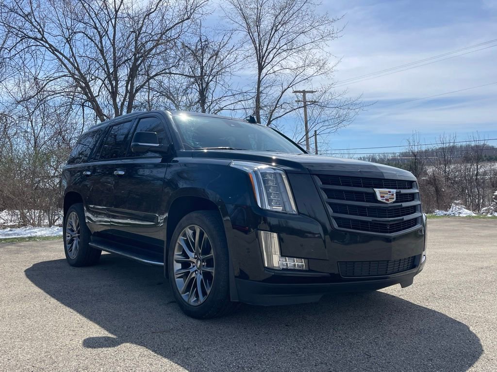 Certified 2020 Cadillac Escalade Luxury w/ Escalade Sport Edition image 1