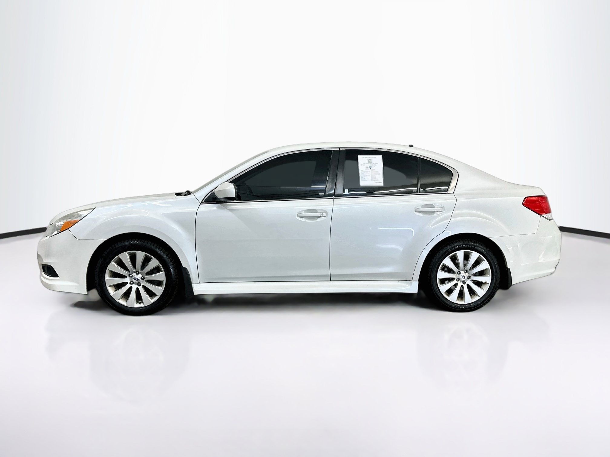 Used 2012 Subaru Legacy 2.5i Limited w/ Popular Pkg 2 AWD/4WD image 4