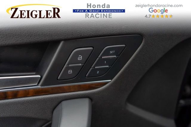 Used 2018 Audi Q5 Prestige w/ Prestige Package image 18