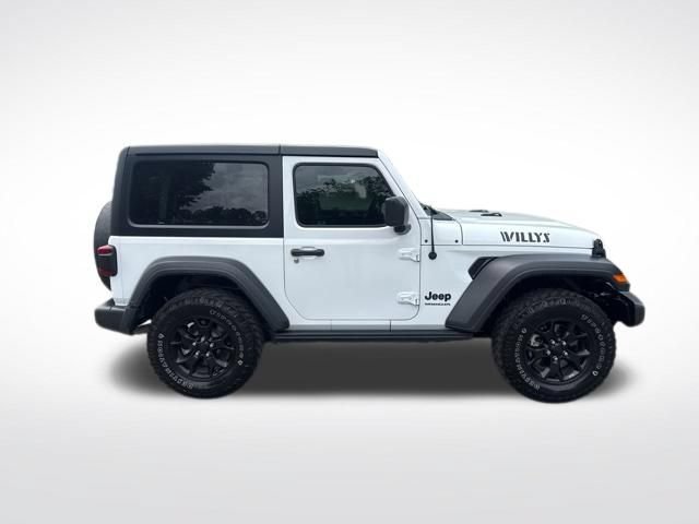 Used 2022 Jeep Wrangler Sport AWD/4WD image 6