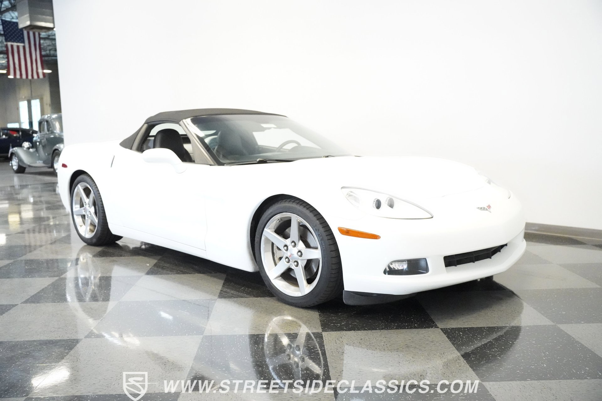 Used 2005 Chevrolet Corvette Convertible w/ Preferred Equipment Group image 37