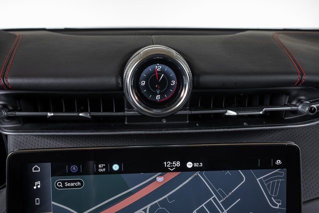 Used 2023 Maserati Grecale Modena image 41