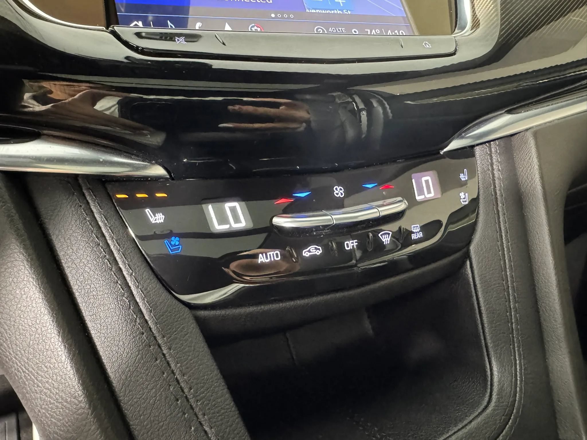 Used 2023 Cadillac XT6 Sport w/ Platinum Package AWD/4WD image 20