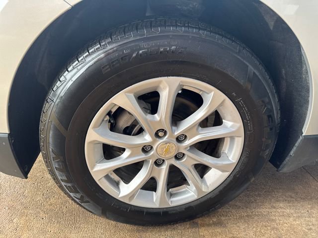 Used 2021 Chevrolet Equinox LS w/ LS Convenience Package FWD image 18