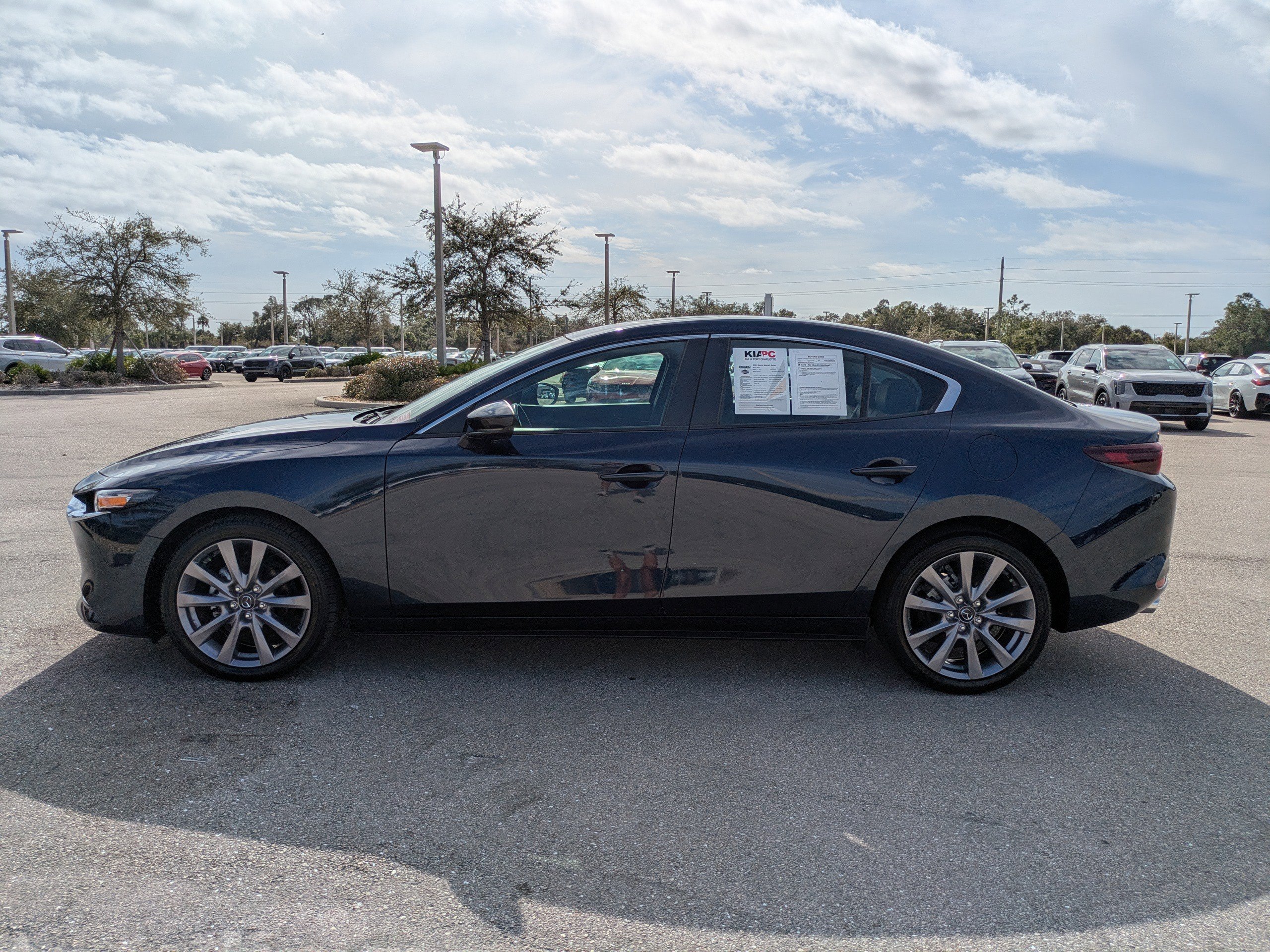 Used 2024 MAZDA MAZDA3 s image 8