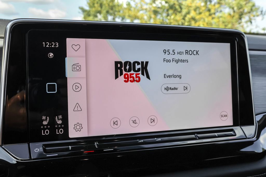 New 2026 Volkswagen Atlas Cross Sport SE AWD/4WD image 28