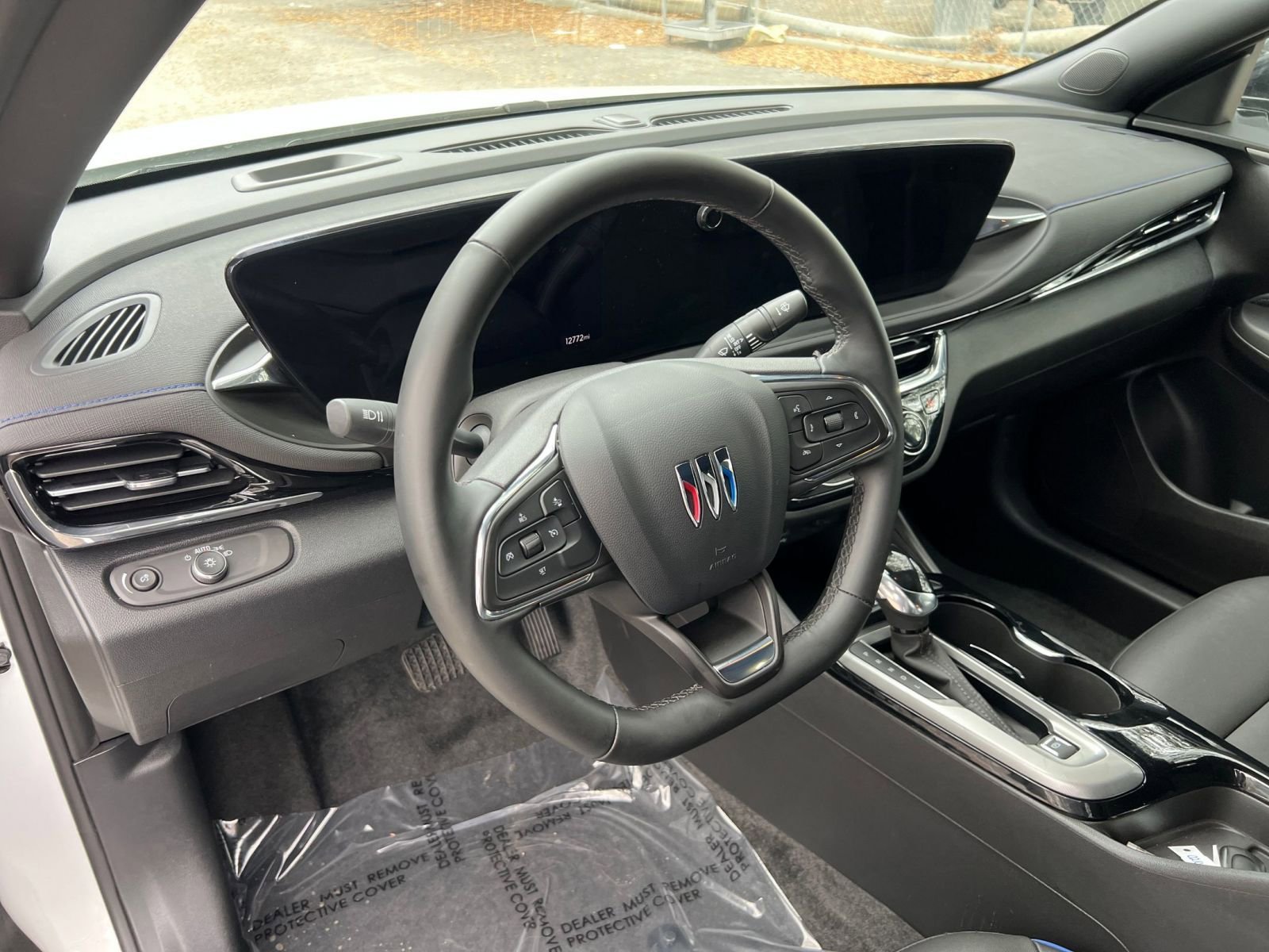 Used 2025 Buick Envista Sport Touring FWD image 31