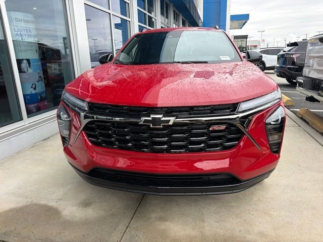 New 2026 Chevrolet Trax RS w/ Sunroof Package FWD image 2