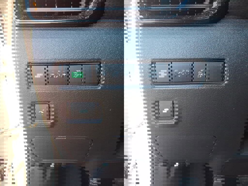 Used 2024 Nissan Sentra SR image 15