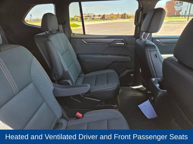 Used 2026 GMC Acadia AT4 w/ Super Cruise Package AWD/4WD image 43