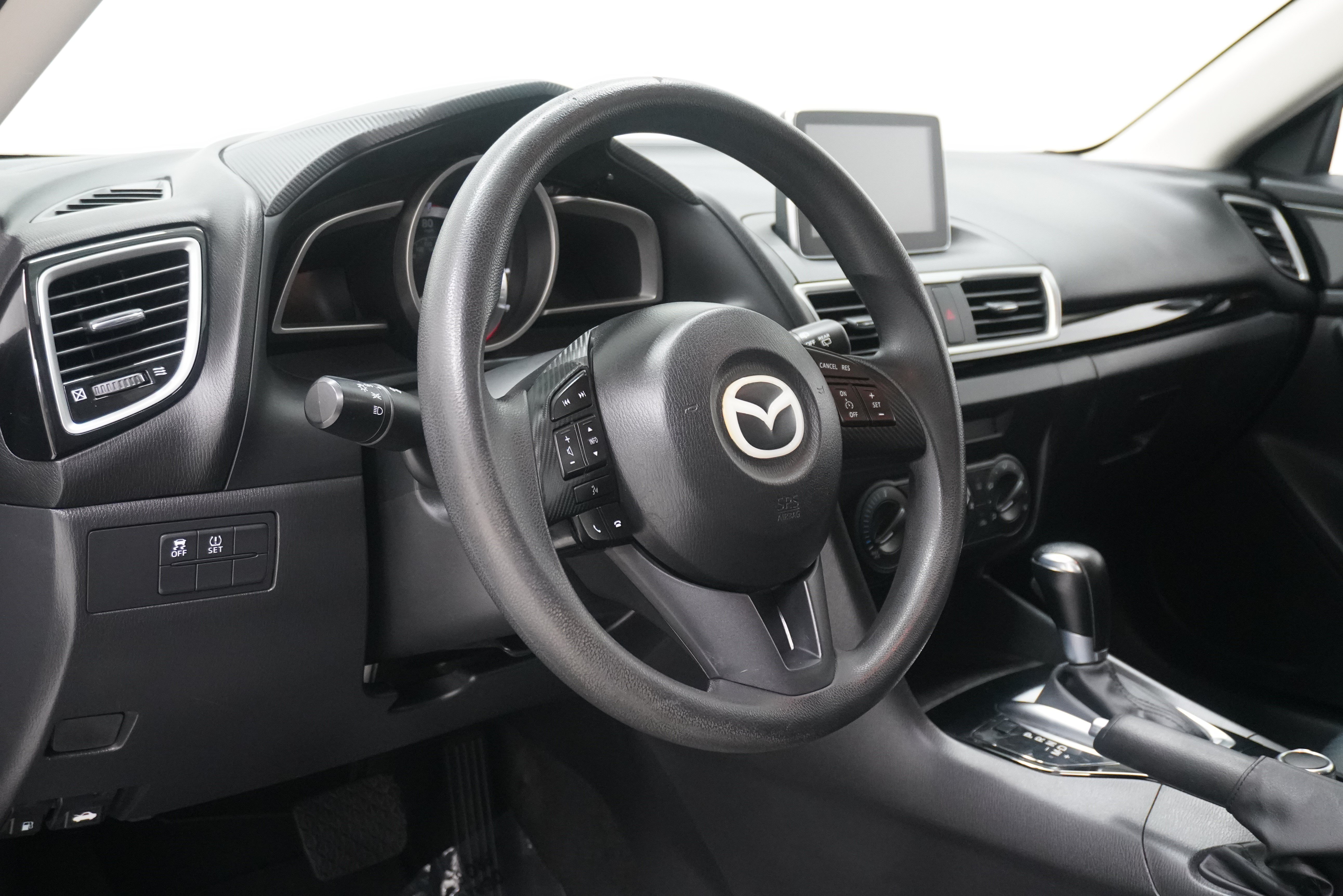 Used 2015 MAZDA MAZDA3 i Sport FWD image 10