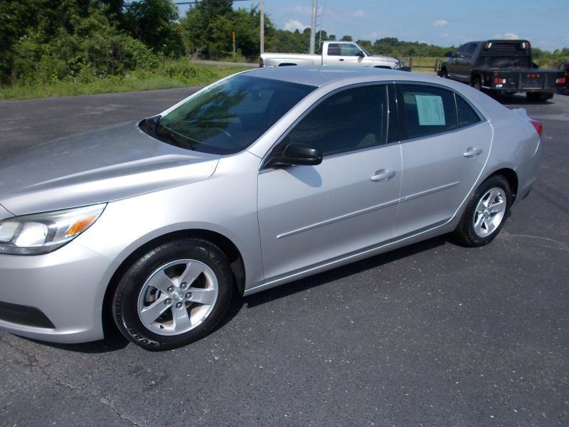 Used 2016 Chevrolet Malibu LS w/ Protection Package FWD image 7