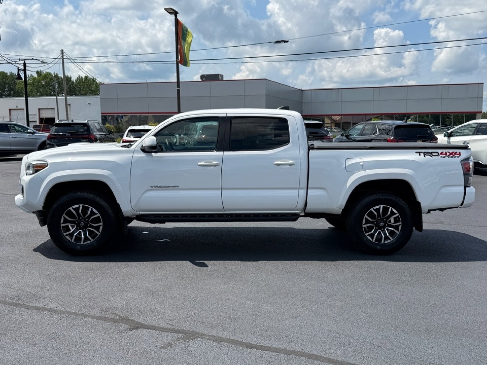Used 2020 Toyota Tacoma 4x4 Double Cab image 5