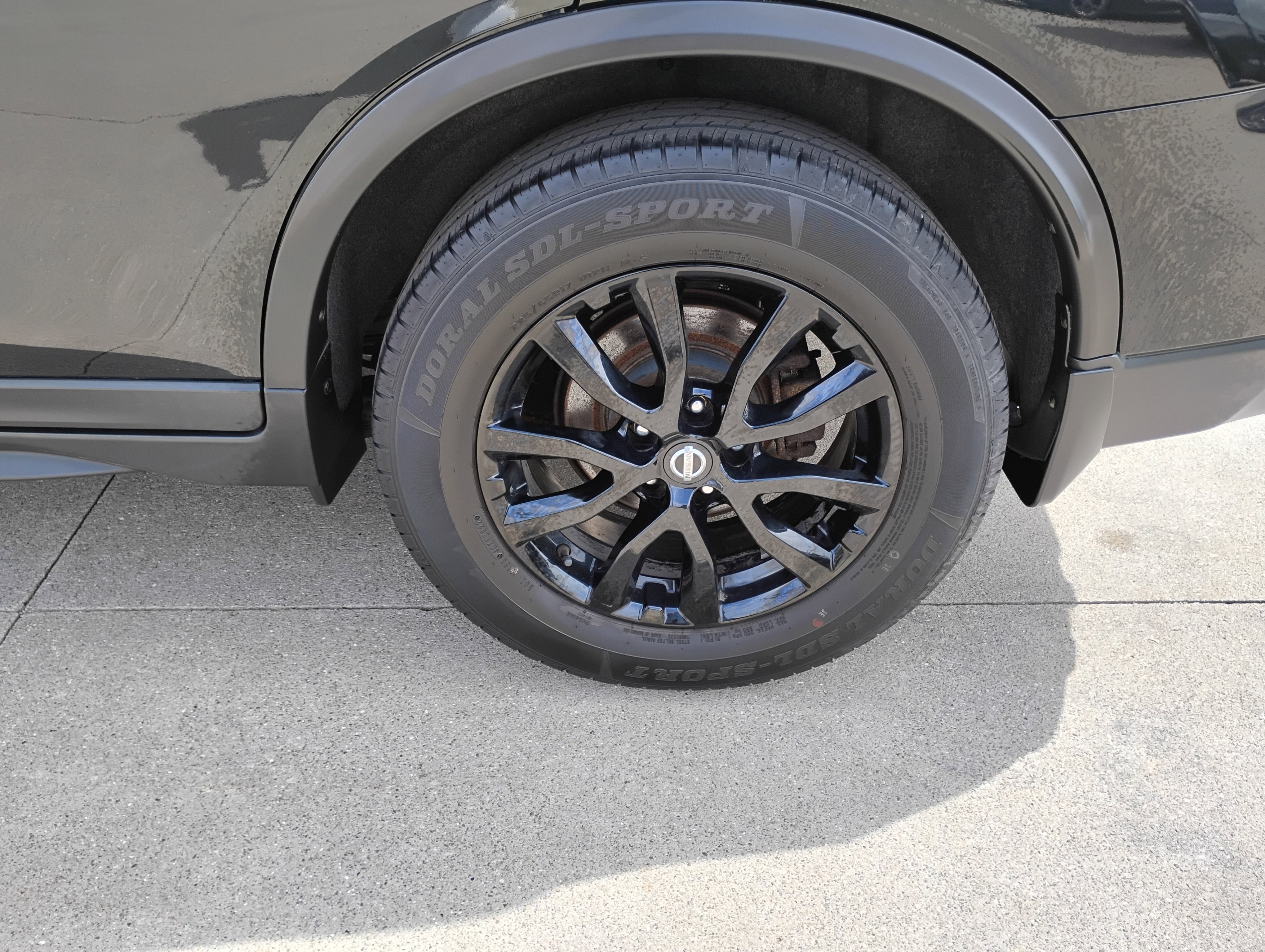 Used 2017 Nissan Rogue SV w/ Midnight Edition Package FWD image 23