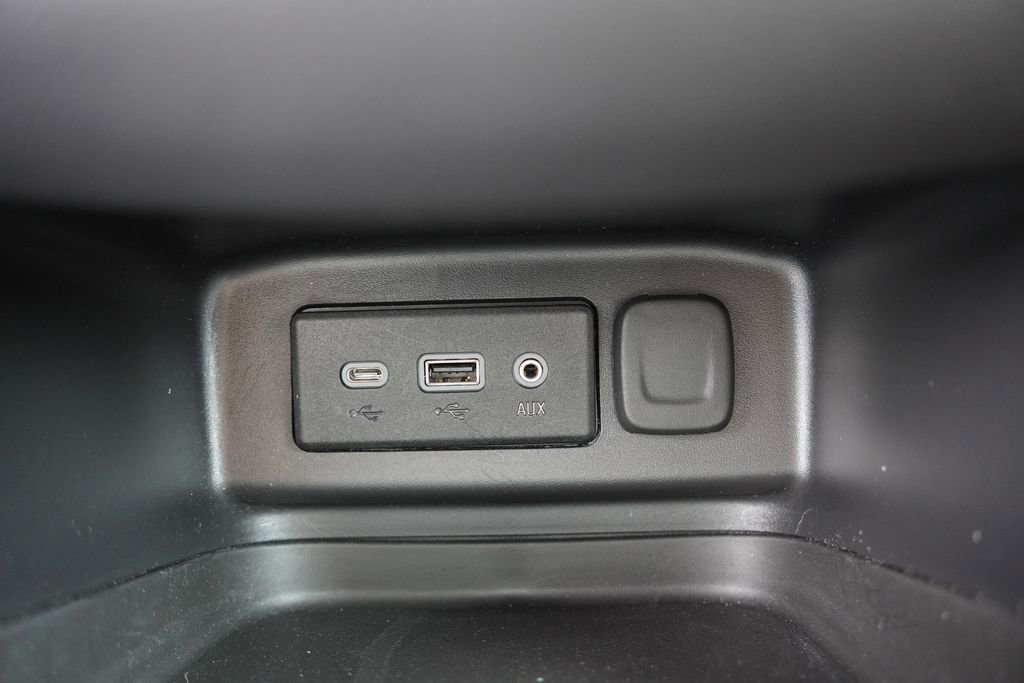 Certified 2023 Chevrolet Equinox LT image 29