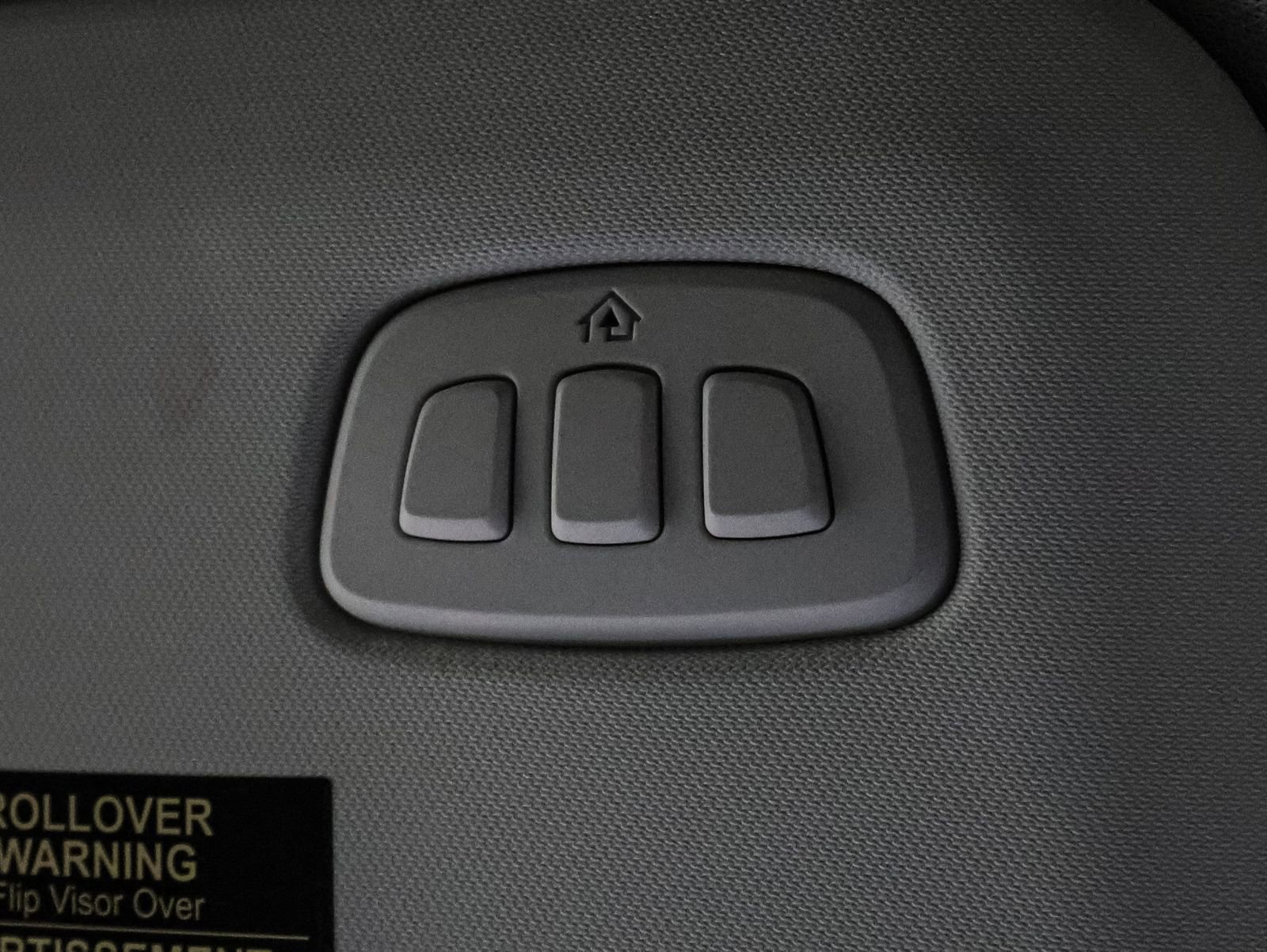 Certified 2025 Ford Escape Platinum AWD/4WD image 31