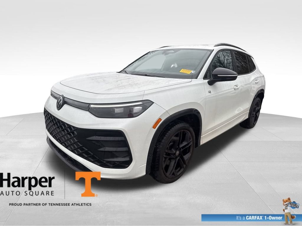 Used 2025 Volkswagen Tiguan SE R-Line